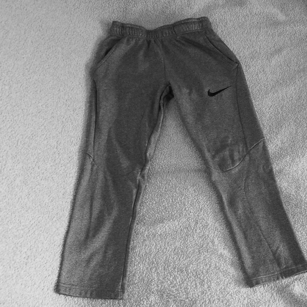 Nike sweats size M